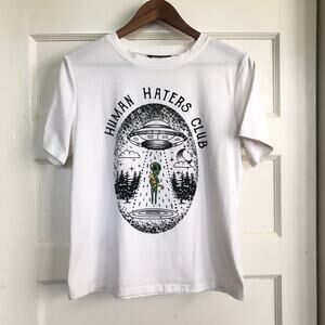 Human Haters Club Alien Cat White Graphic T-shirt Women’s Medium Avant Garde